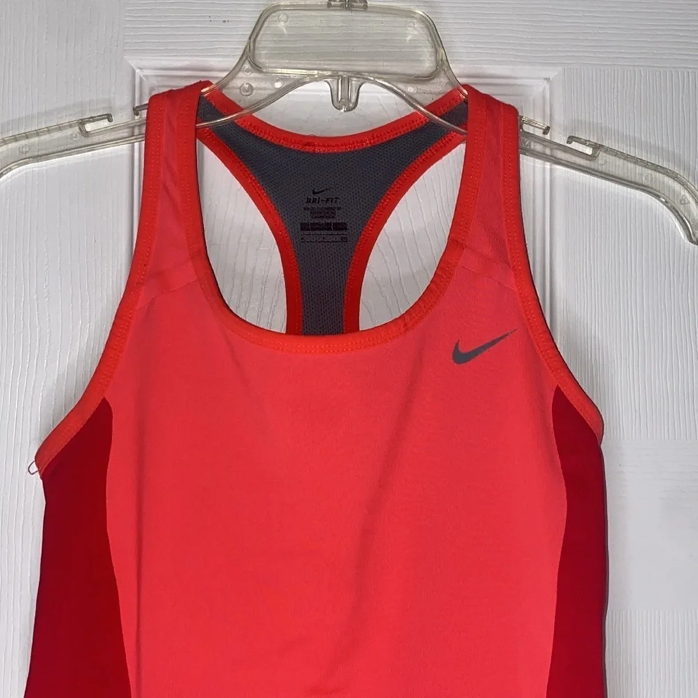 Nike Small Running Racer Back Tank Top Dri Fit Two Tone Pink Shelf Bra